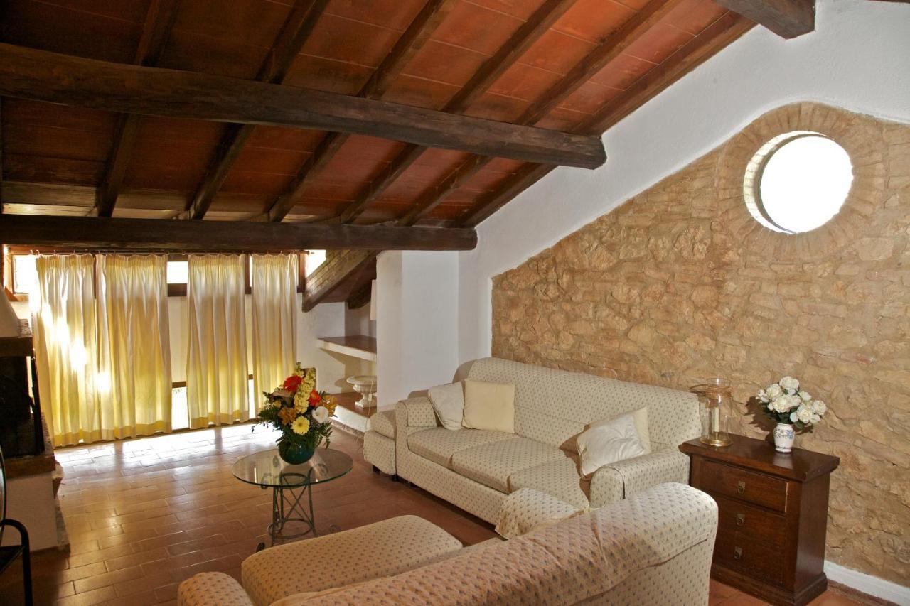 Borgo Il Poggiaccio Residenza D'Epoca Pensionat Sovicille Exteriör bild
