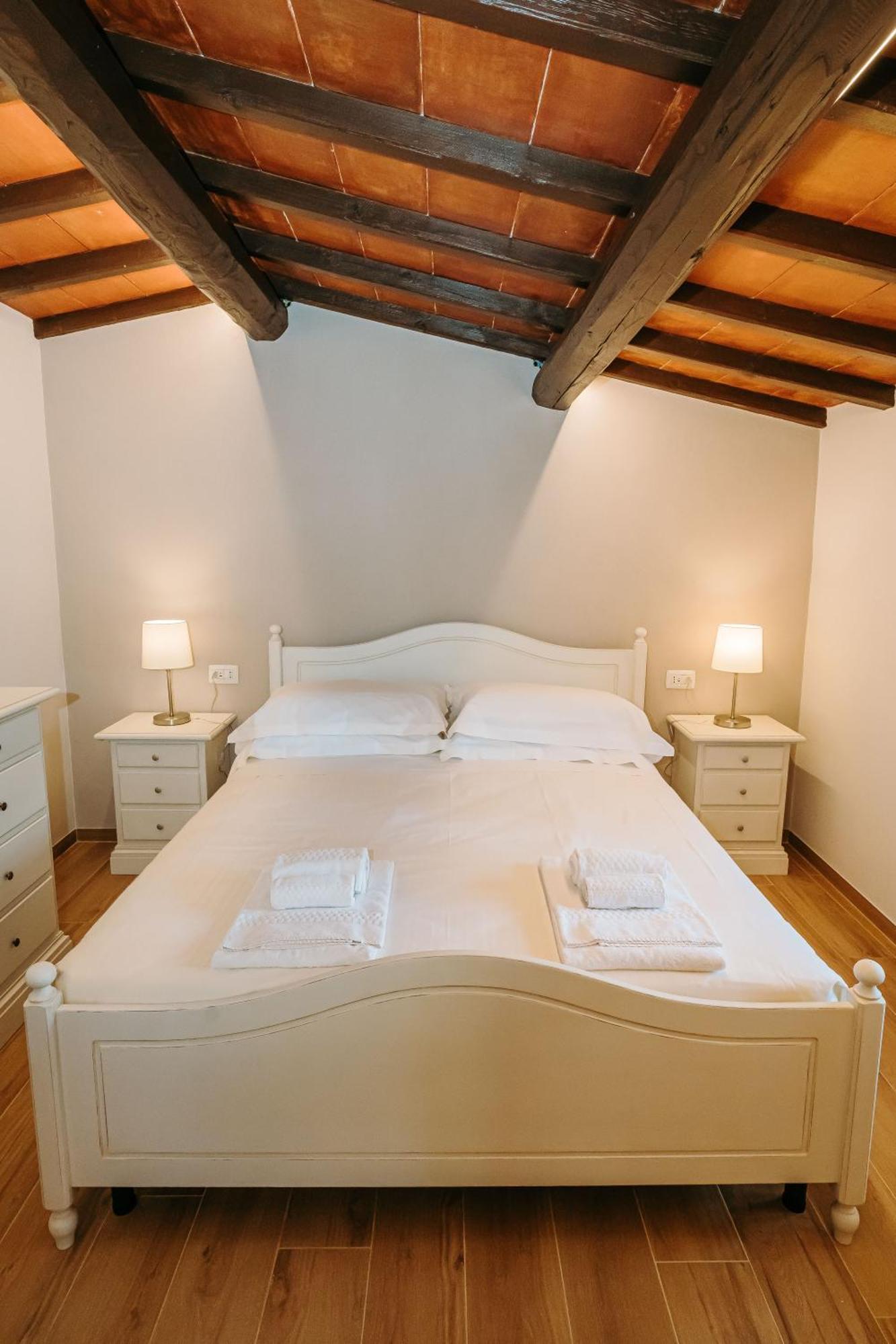 Borgo Il Poggiaccio Residenza D'Epoca Pensionat Sovicille Exteriör bild