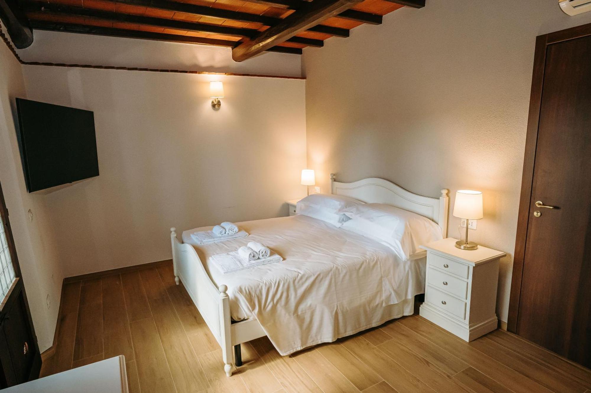 Borgo Il Poggiaccio Residenza D'Epoca Pensionat Sovicille Exteriör bild