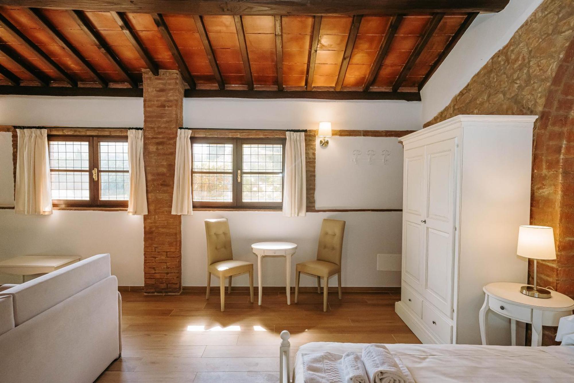 Borgo Il Poggiaccio Residenza D'Epoca Pensionat Sovicille Exteriör bild