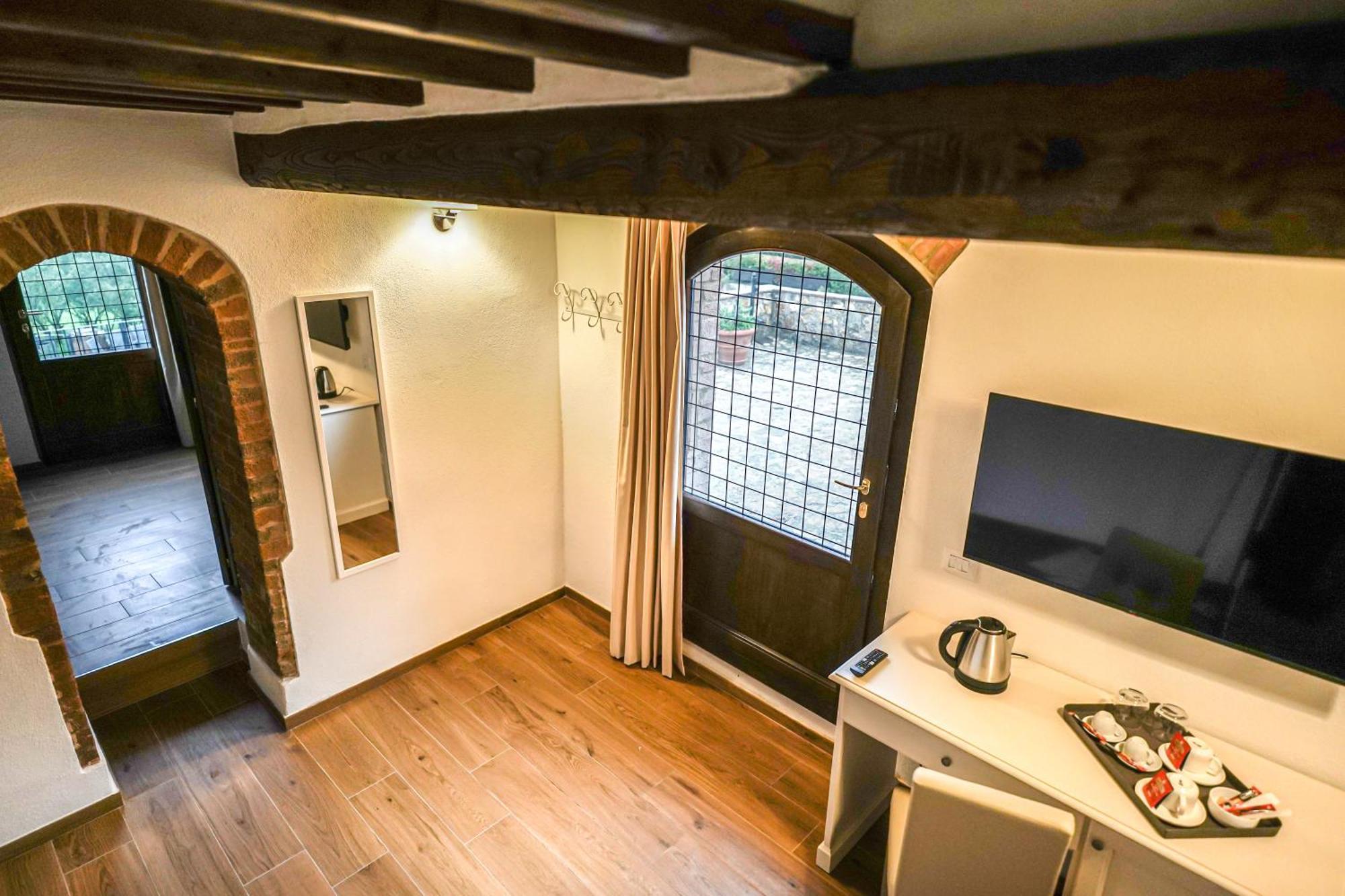 Borgo Il Poggiaccio Residenza D'Epoca Pensionat Sovicille Exteriör bild