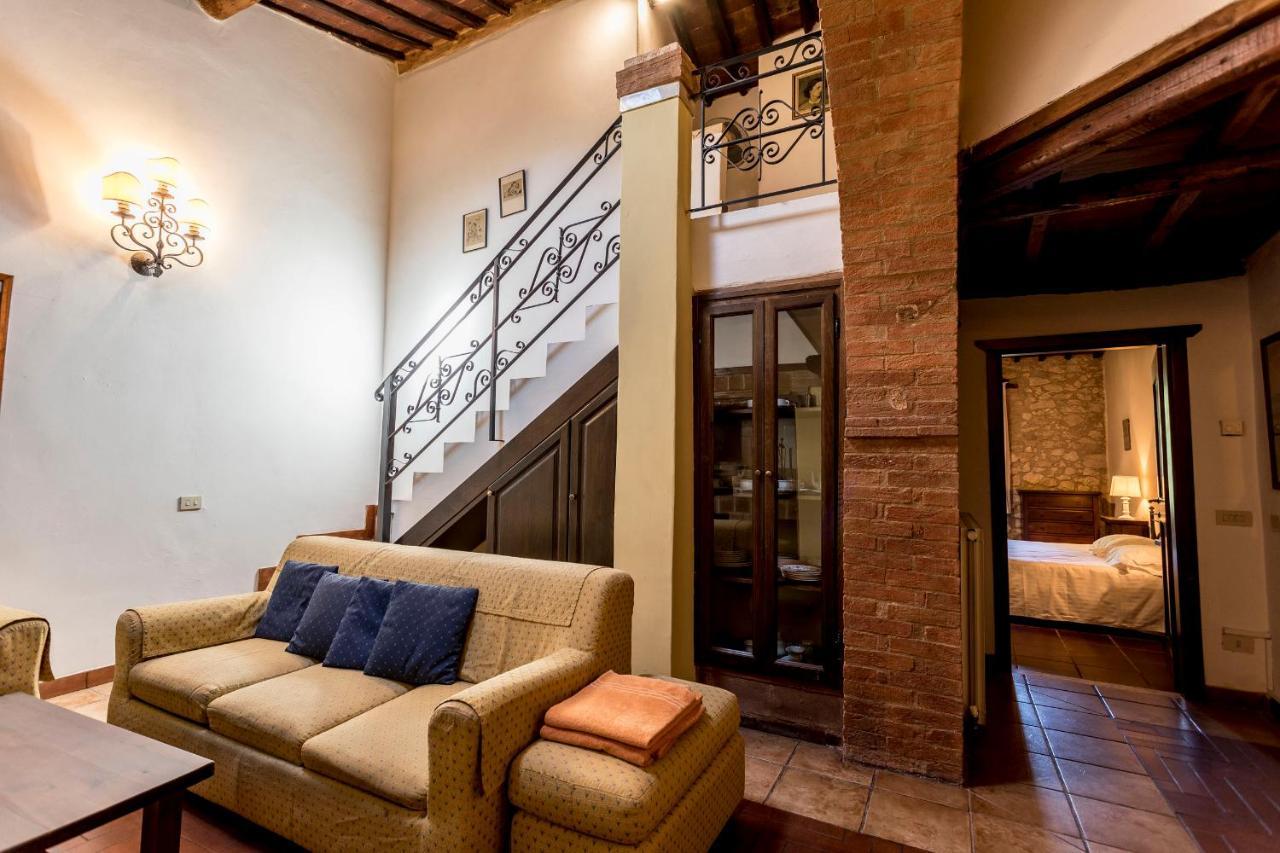 Borgo Il Poggiaccio Residenza D'Epoca Pensionat Sovicille Exteriör bild